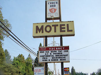 Coach N Four Motel Grass Valley Buitenkant foto